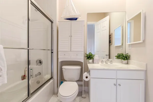 $6,000 | 106 Renaissance Drive, North Palm Beach, FL 33410