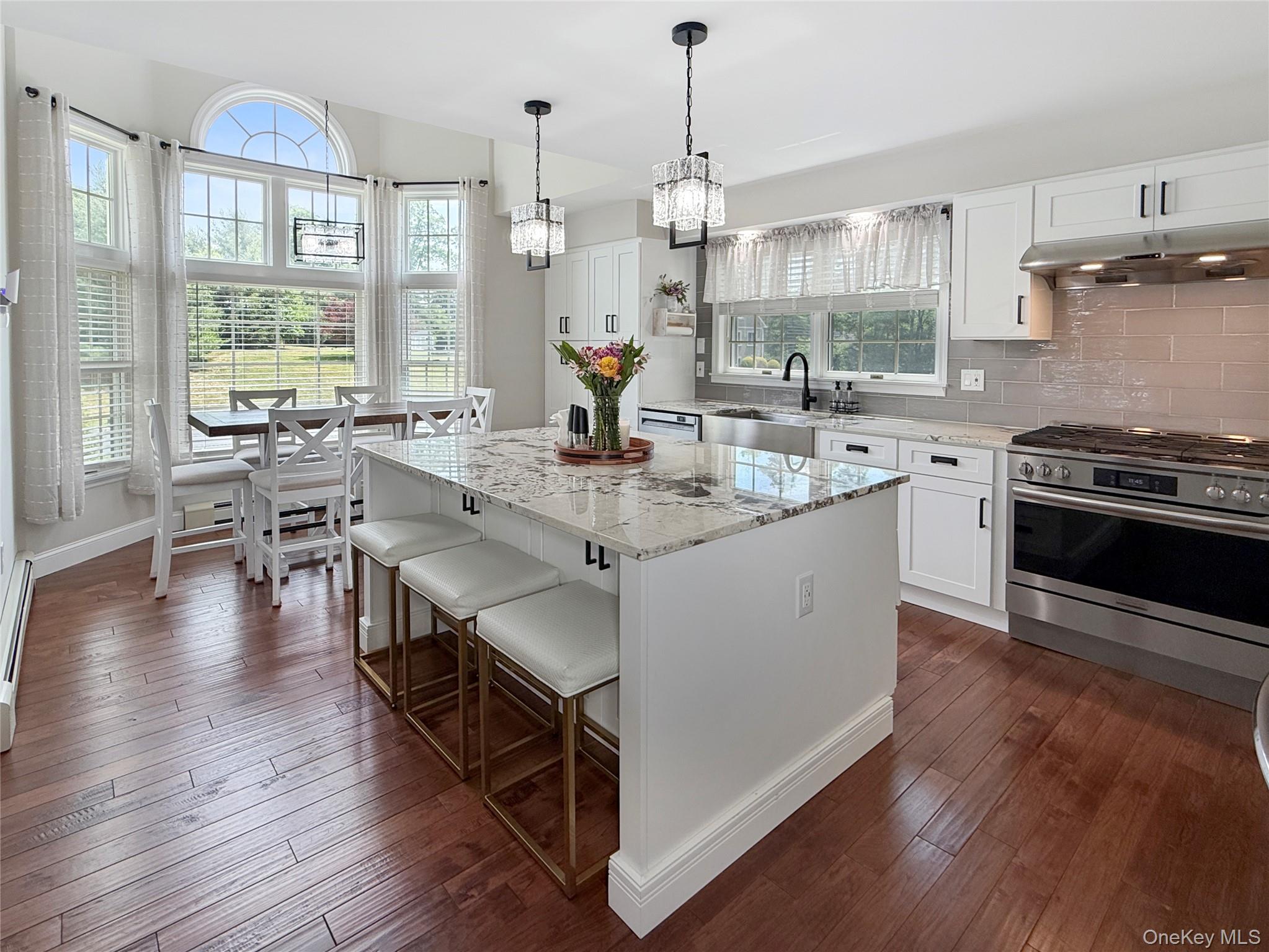 201 Windsor Road Fishkill, NY 12524 - Photo 2 of 32