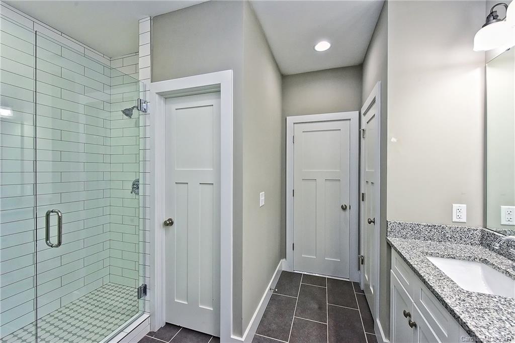 5224 Valley Stream Road, Unit 2 Charlotte, NC 28209 - Photo 12 of 24 Gallery Image 12