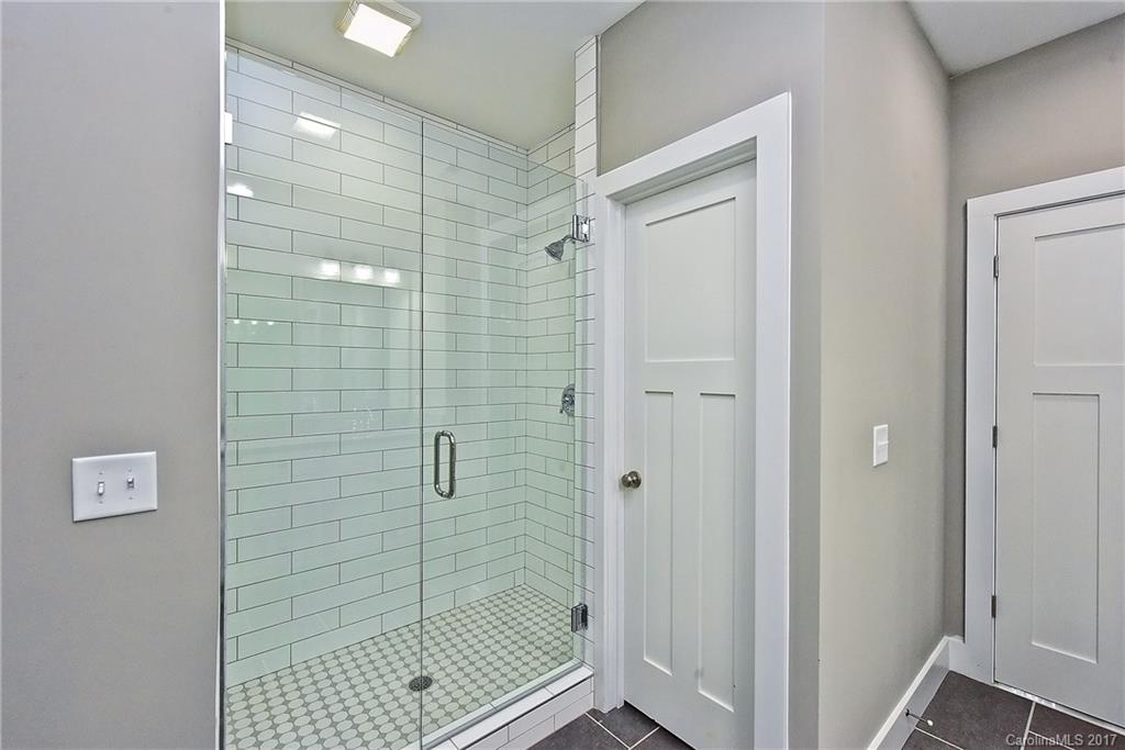 5224 Valley Stream Road, Unit 2 Charlotte, NC 28209 - Photo 14 of 24 Gallery Image 14