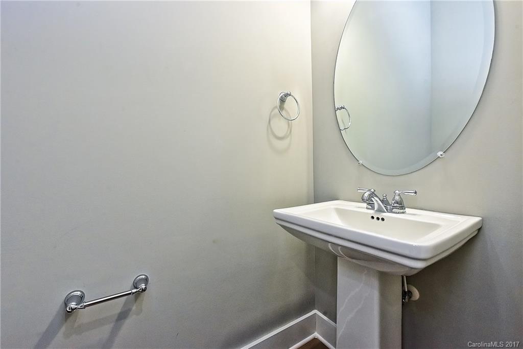 5224 Valley Stream Road, Unit 2 Charlotte, NC 28209 - Photo 8 of 24 Gallery Image 8