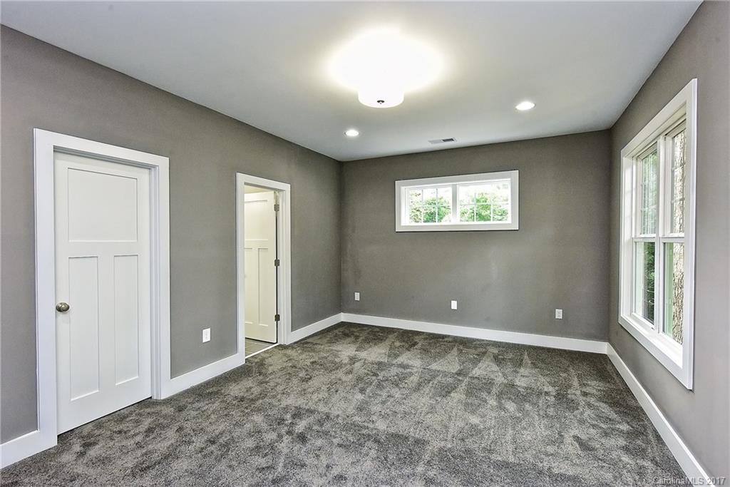 5224 Valley Stream Road, Unit 2 Charlotte, NC 28209 - Photo 10 of 24 Gallery Image 10