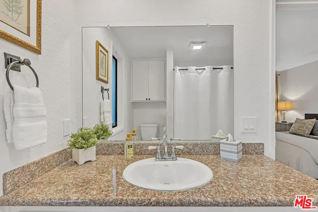 $6,500 | 2336 Elden Avenue, Unit D, Costa Mesa, CA 92627