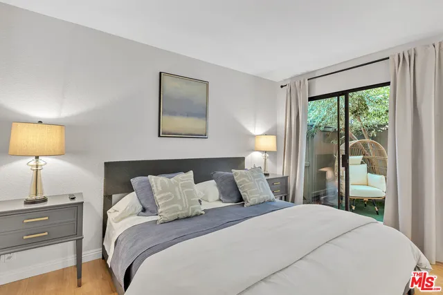 $6,500 | 2336 Elden Avenue, Unit D, Costa Mesa, CA 92627