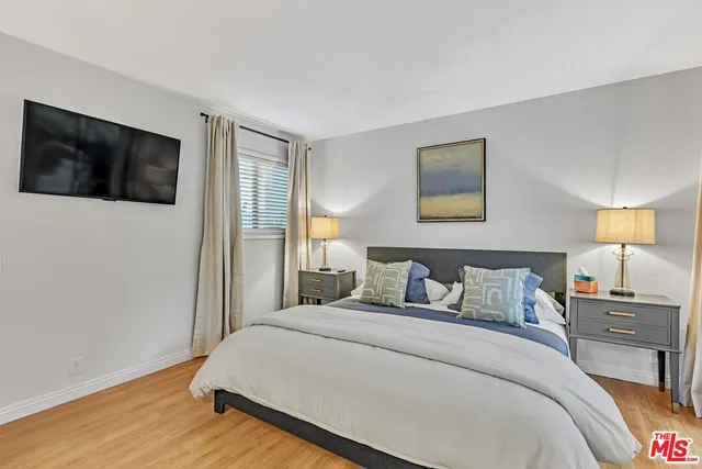 $6,500 | 2336 Elden Avenue, Unit D, Costa Mesa, CA 92627