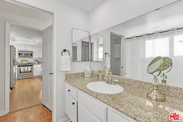 $6,500 | 2336 Elden Avenue, Unit D, Costa Mesa, CA 92627