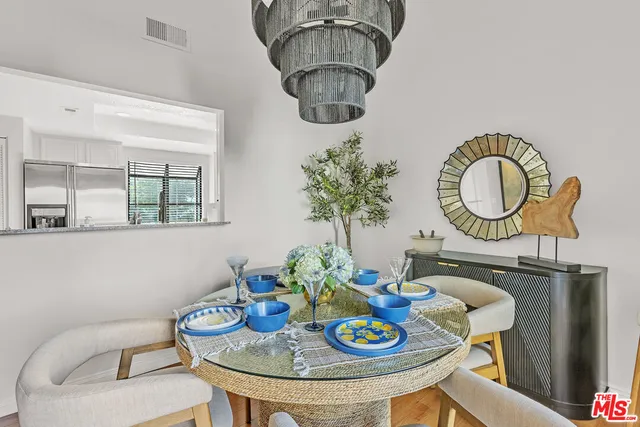 $6,500 | 2336 Elden Avenue, Unit D, Costa Mesa, CA 92627