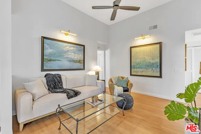 $6,500 | 2336 Elden Avenue, Unit D, Costa Mesa, CA 92627