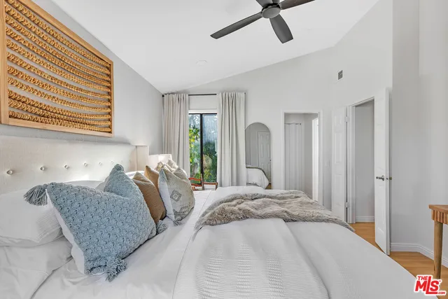 $6,500 | 2336 Elden Avenue, Unit D, Costa Mesa, CA 92627