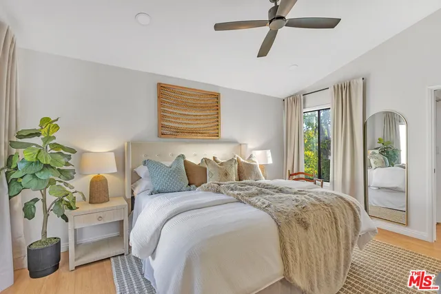 $6,500 | 2336 Elden Avenue, Unit D, Costa Mesa, CA 92627