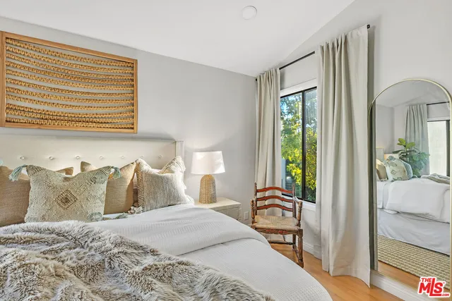 $6,500 | 2336 Elden Avenue, Unit D, Costa Mesa, CA 92627