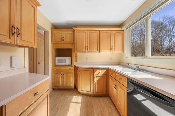 $999,000 | 2 Shell Lane, Orleans, MA 02653