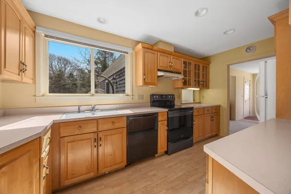 $999,000 | 2 Shell Lane, Orleans, MA 02653
