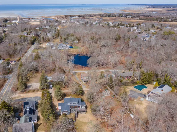 $999,000 | 2 Shell Lane, Orleans, MA 02653