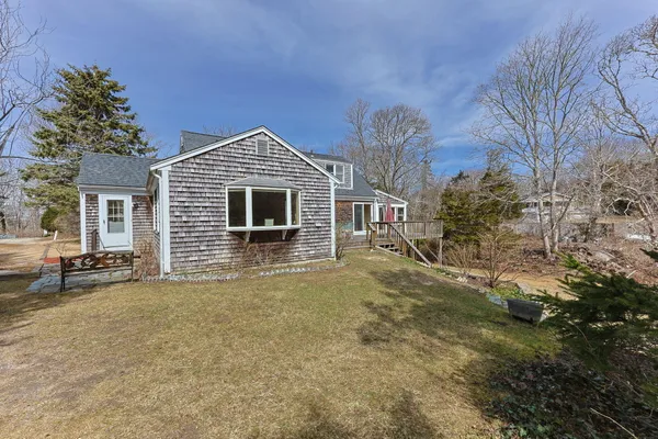 $999,000 | 2 Shell Lane, Orleans, MA 02653