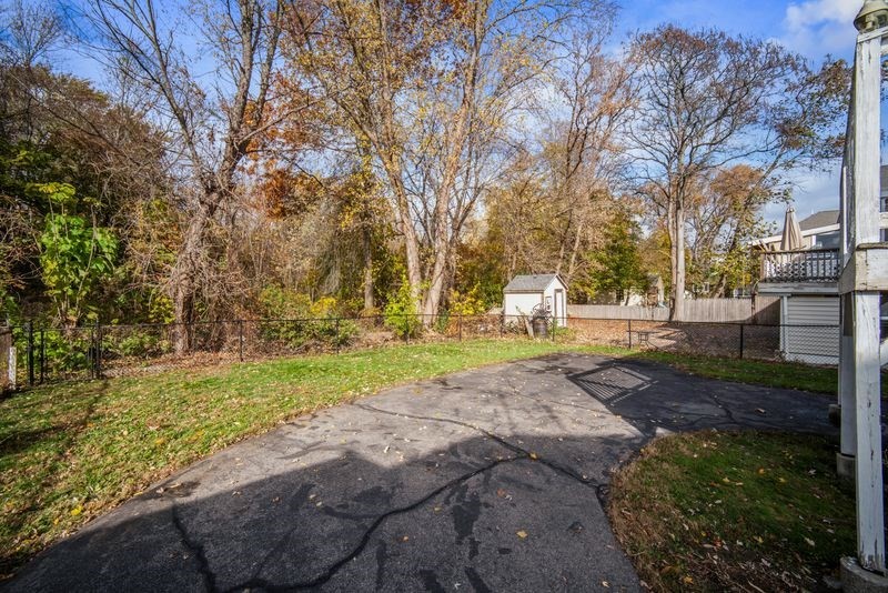 51 Brook Road Quincy, MA 02169 - Photo 4 of 26 Gallery Image 4