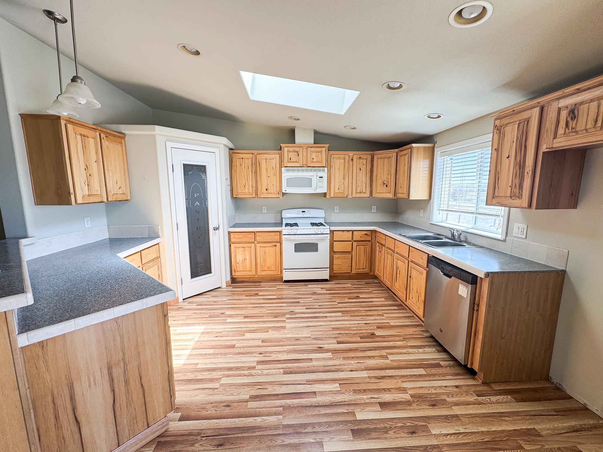 1540 Missouri Valley Road Pavillion, WY 82523 - Photo 5 of 50