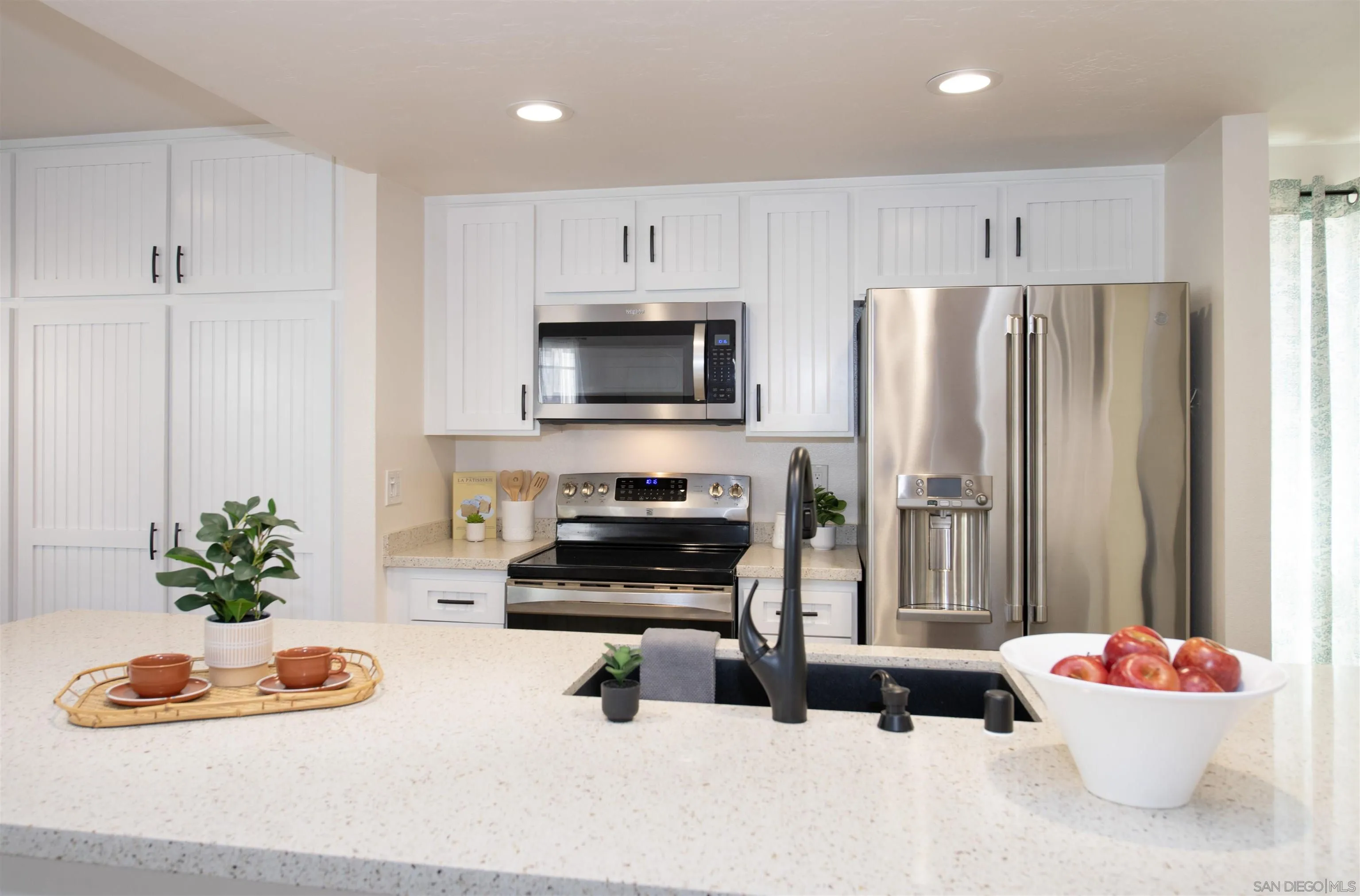 23620 Country Villa Road Ramona, CA 92065 - Photo 6 of 24 Gallery Image 6