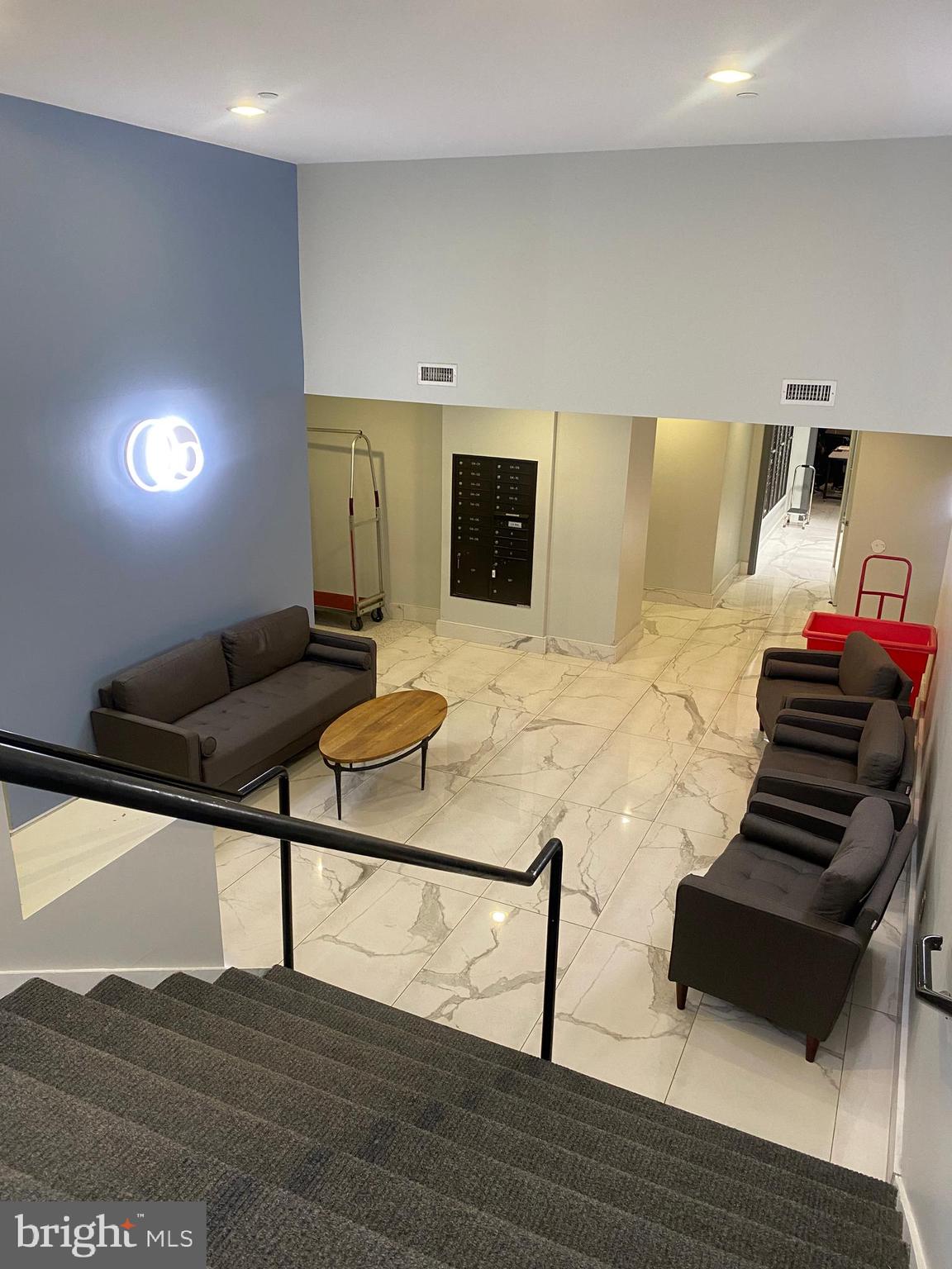 200 Lombard Street, Unit 625 Philadelphia, PA 19147 - Photo 31 of 38 a living room with furniture