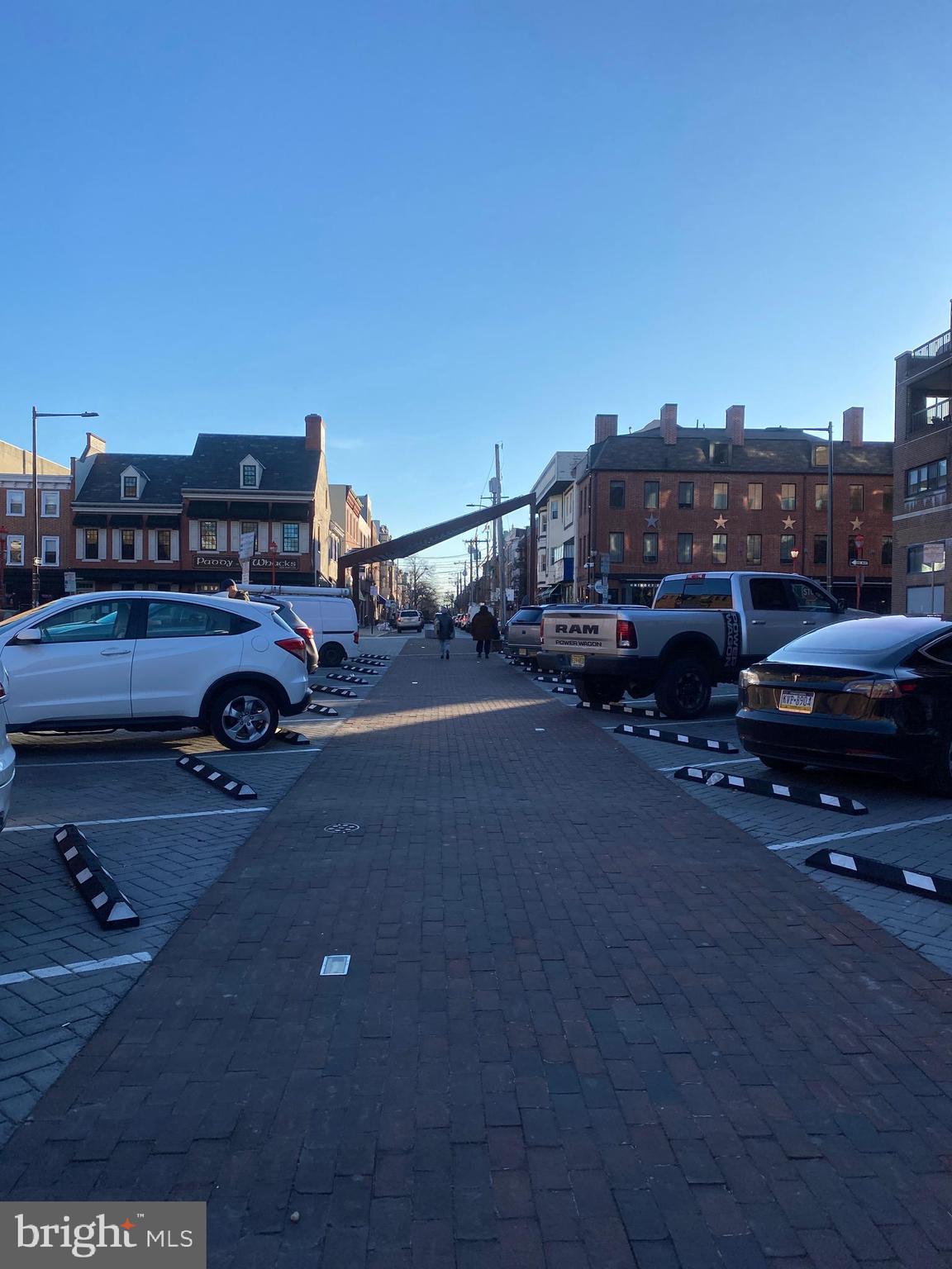 200 Lombard Street, Unit 625 Philadelphia, PA 19147 - Photo 37 of 38 a view of city