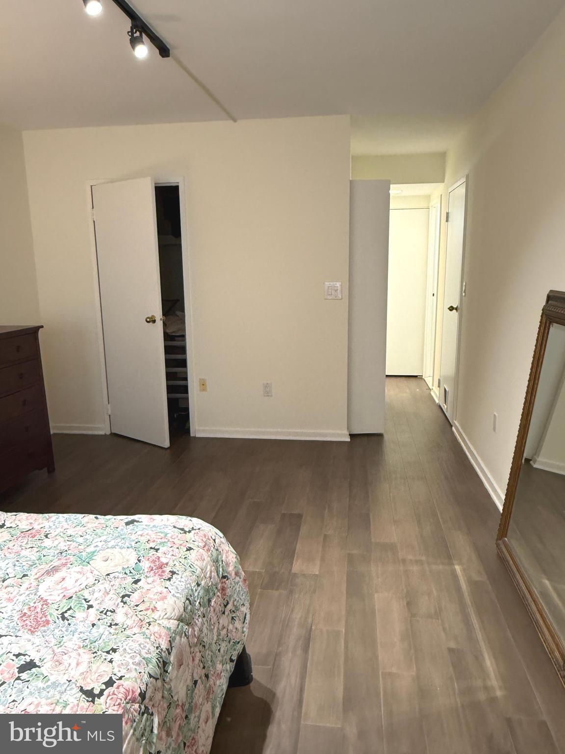 200 Lombard Street, Unit 625 Philadelphia, PA 19147 - Photo 6 of 38 a view of bedroom