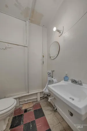 $250,000 | 404 North 3rd Street, Nyssa, OR 97913