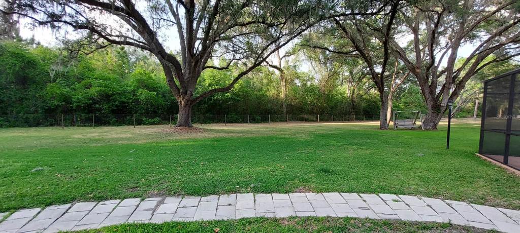 12944 Herrmann Road San Antonio, FL 33576 - Photo 5 of 30