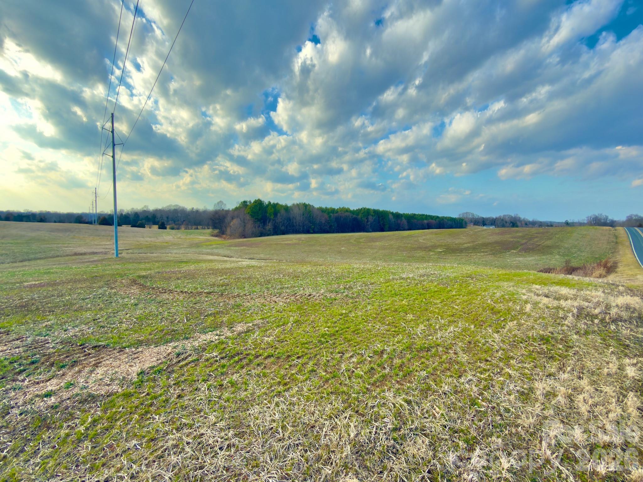 4794 Cauble Road Mount Pleasant, NC 28124 - Photo 7 of 17 a view of an ocean