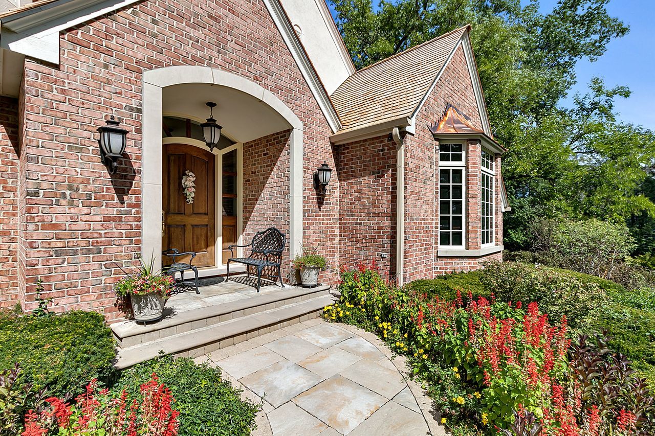 1130 Glenview Road Glenview, IL 60025 - Photo 5 of 66