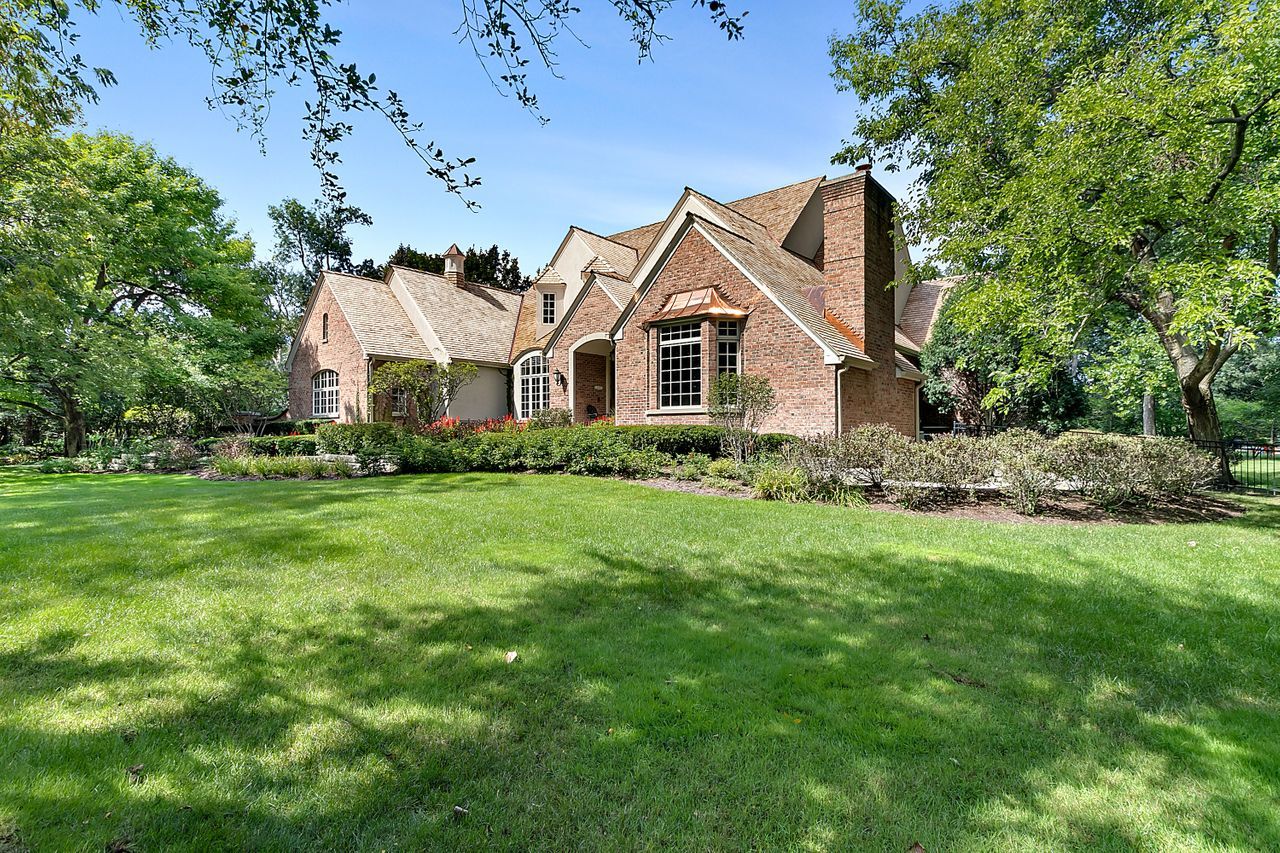 1130 Glenview Road Glenview, IL 60025 - Photo 55 of 66 a front view of house with yard and green space