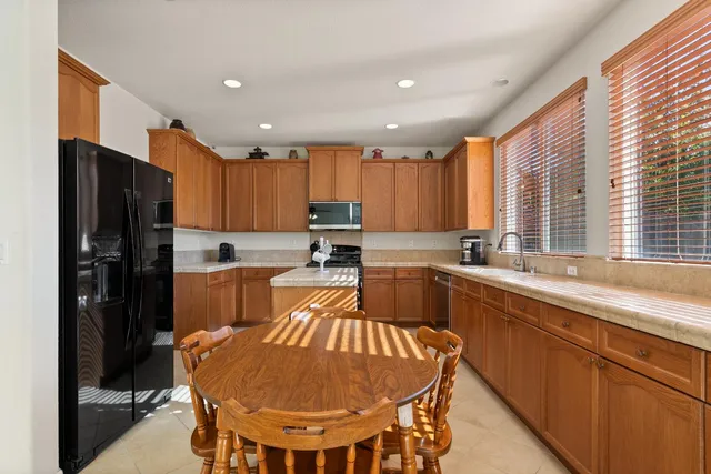 $589,000 | 3404 Nouveau Way, Rancho Cordova, CA 95670