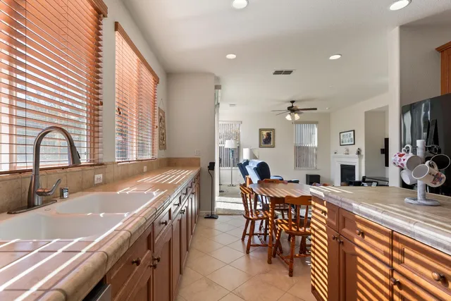 $589,000 | 3404 Nouveau Way, Rancho Cordova, CA 95670