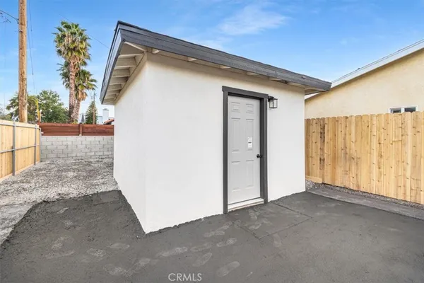 $448,999 | 1190 West 7th Street, San Bernardino, CA 92411