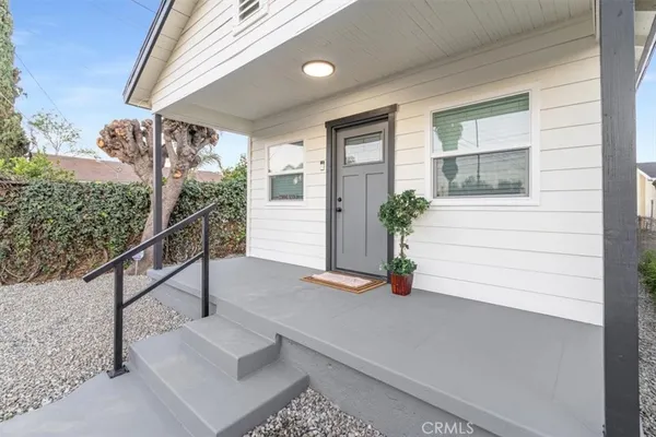 $448,999 | 1190 West 7th Street, San Bernardino, CA 92411