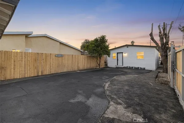 $448,999 | 1190 West 7th Street, San Bernardino, CA 92411