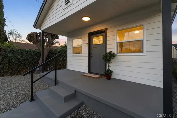 $448,999 | 1190 West 7th Street, San Bernardino, CA 92411