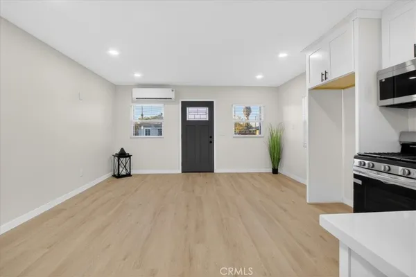 $448,999 | 1190 West 7th Street, San Bernardino, CA 92411