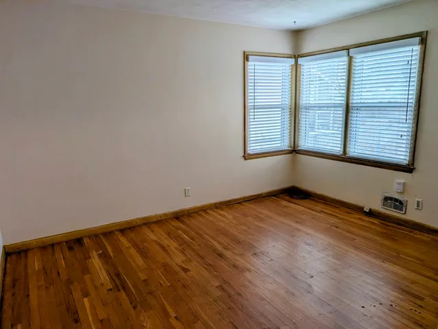 $147,900 | 3832 27th Avenue, Rock Island, IL 61201