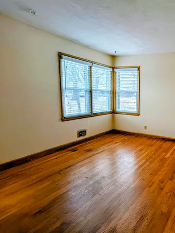 $147,900 | 3832 27th Avenue, Rock Island, IL 61201