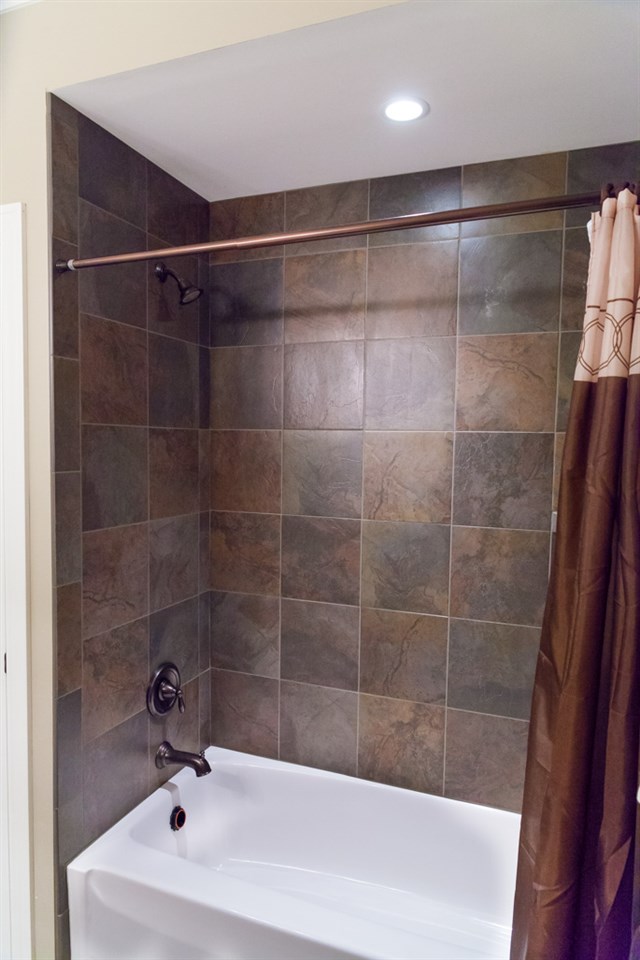 10444 Henry Road Osceola, IN 46561 - Photo 14 of 30 Gallery Image 14