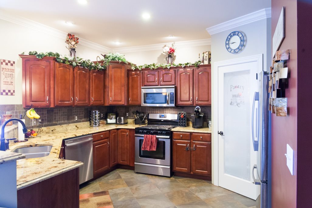 10444 Henry Road Osceola, IN 46561 - Photo 3 of 30 Gallery Image 3