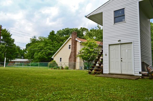 3460 Cornell Road Bethlehem, PA 18020 - Photo 16 of 18 Two-story work and storage shed, with electric.