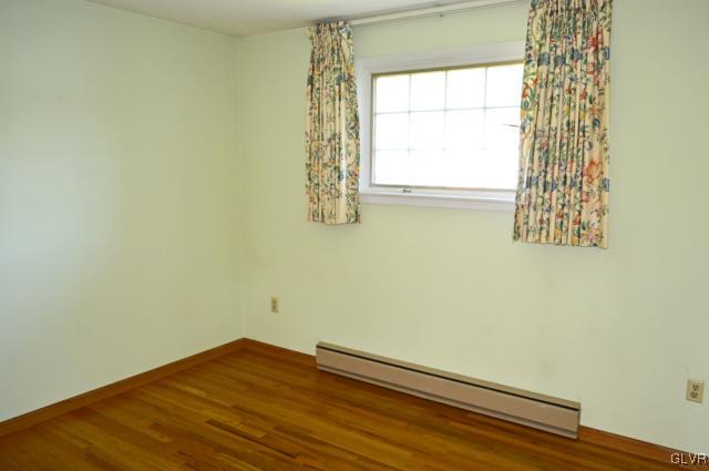 3460 Cornell Road Bethlehem, PA 18020 - Photo 10 of 18 Large 4th Bedroom