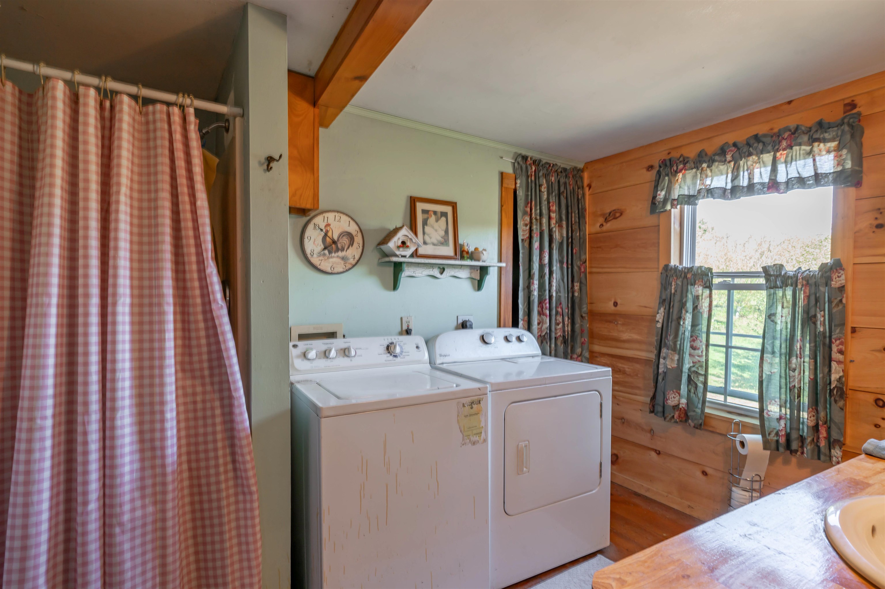 118 Broad Street Hollis, NH 03049 - Photo 20 of 40