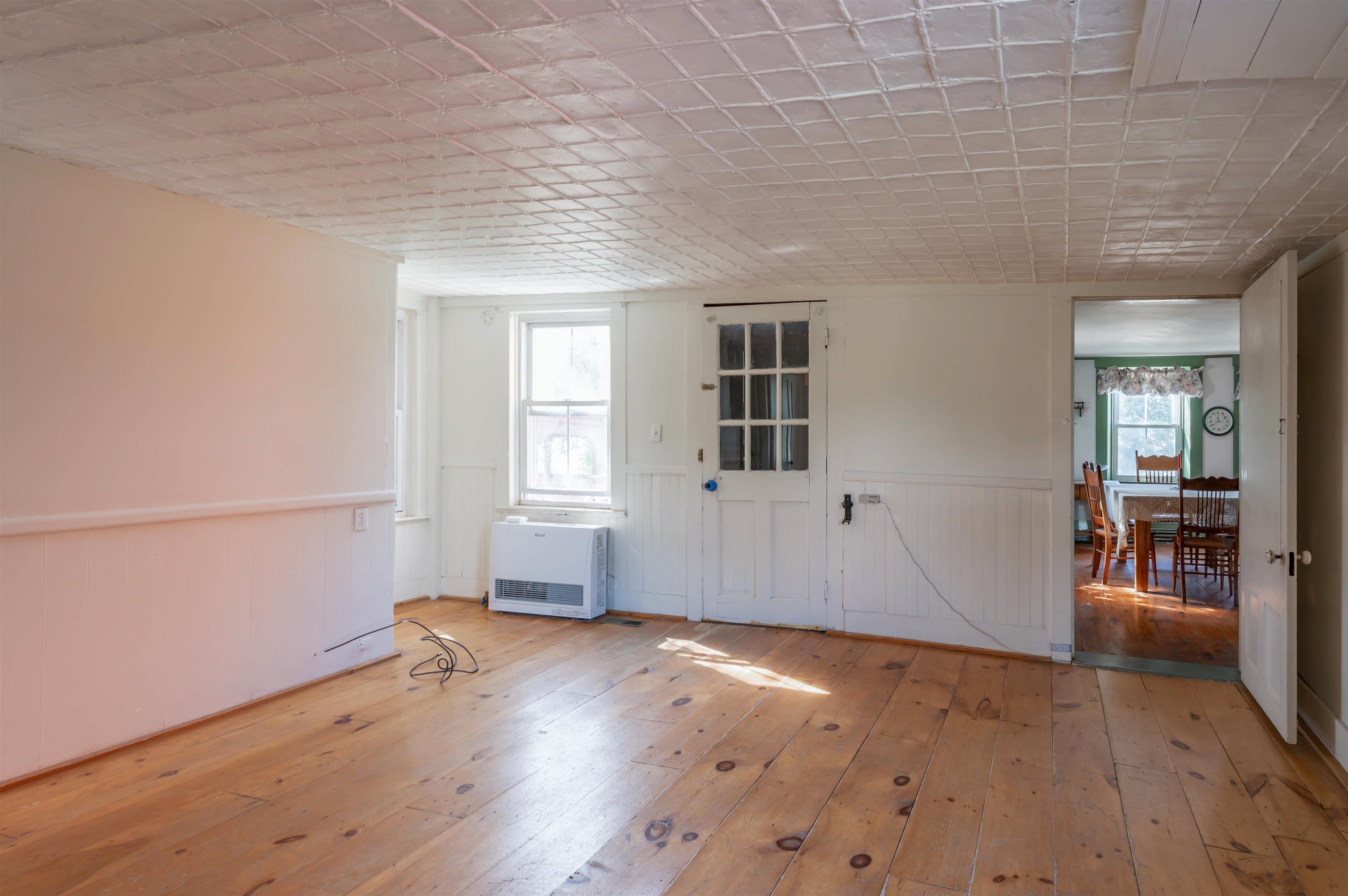 118 Broad Street Hollis, NH 03049 - Photo 21 of 40