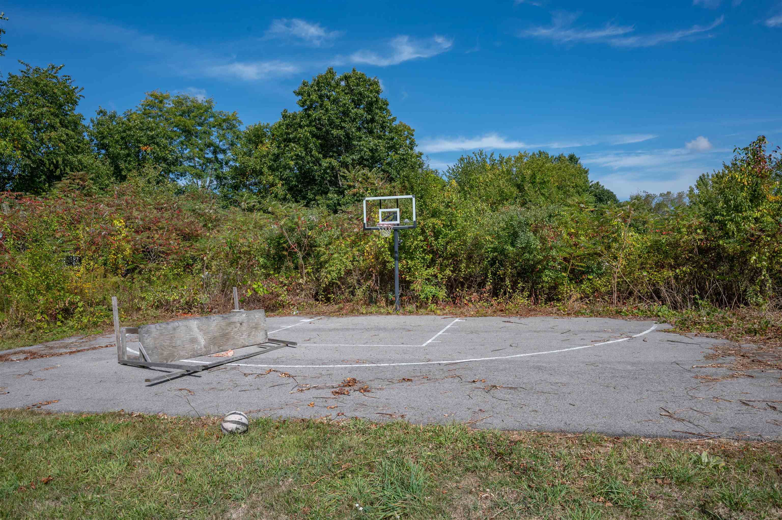 118 Broad Street Hollis, NH 03049 - Photo 31 of 40