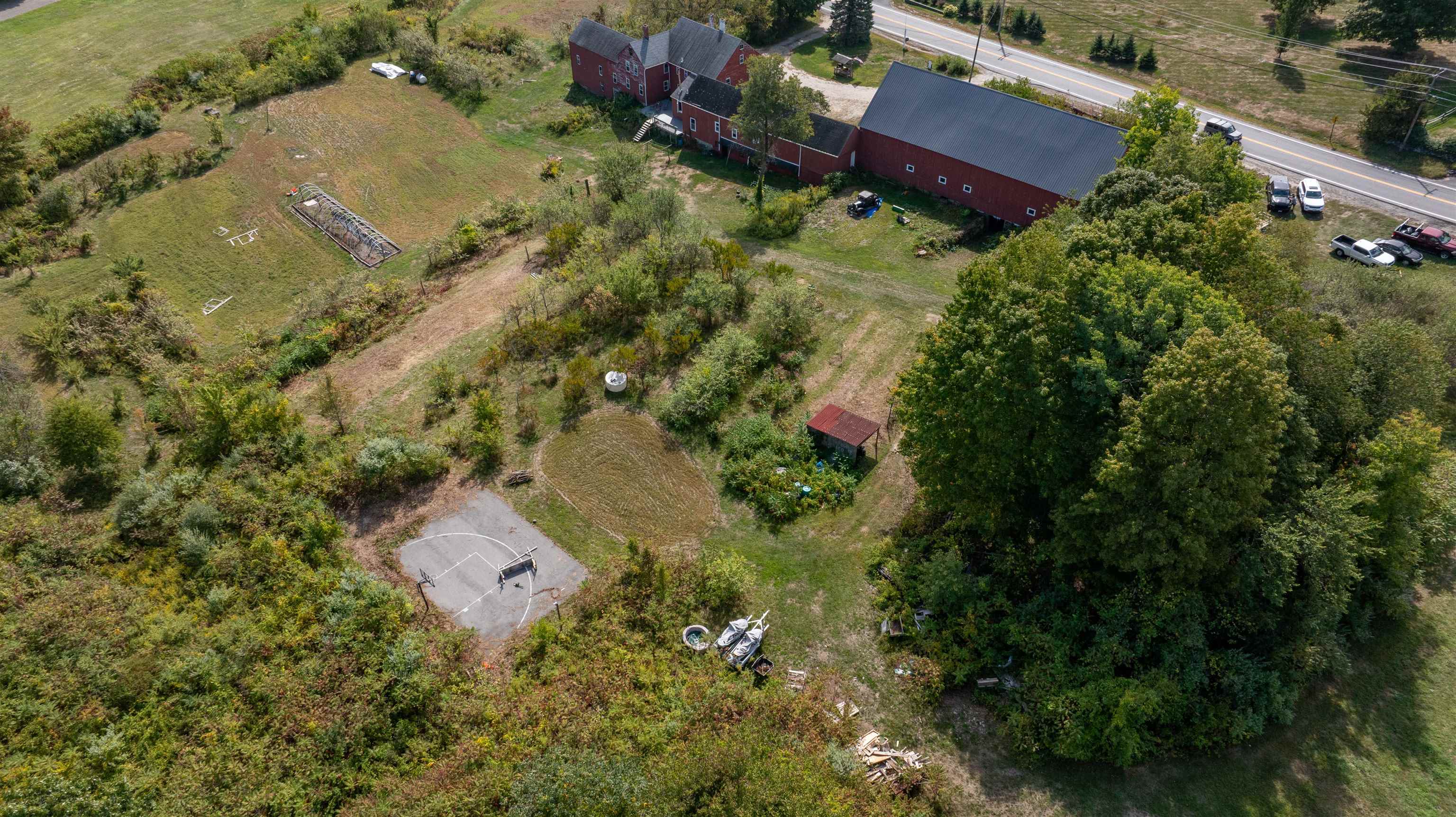 118 Broad Street Hollis, NH 03049 - Photo 34 of 40