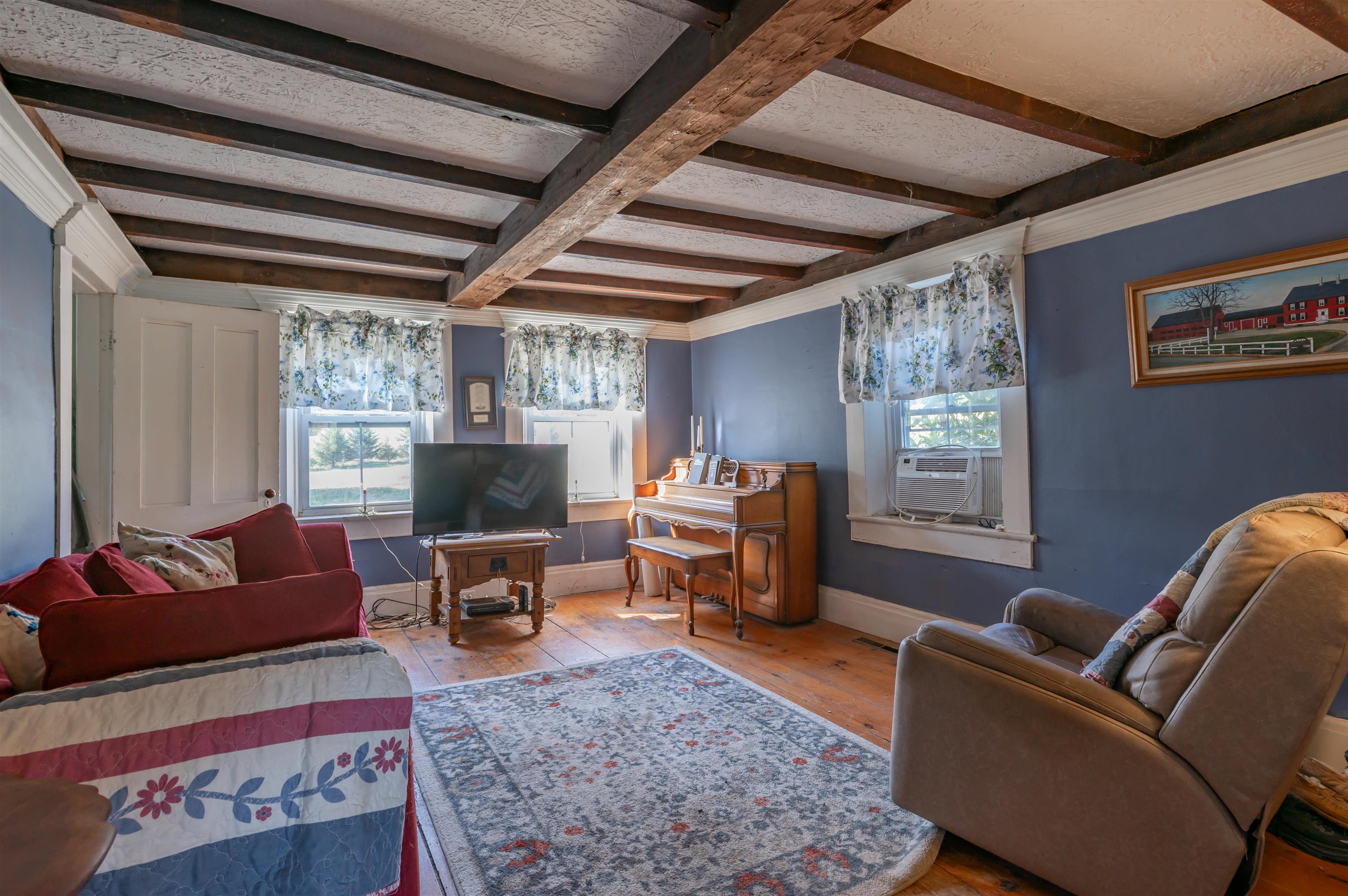 118 Broad Street Hollis, NH 03049 - Photo 10 of 40