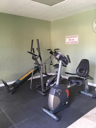 $1,800 | 421 Southwest Natura Avenue, Unit E, Deerfield Beach, FL 33441