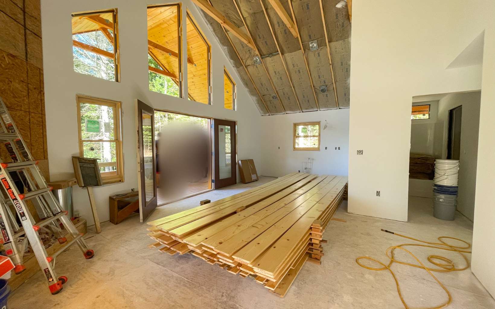 1281 Ranger Road Murphy, NC 28906 - Photo 15 of 23 a spacious bathroom with a tub and shower